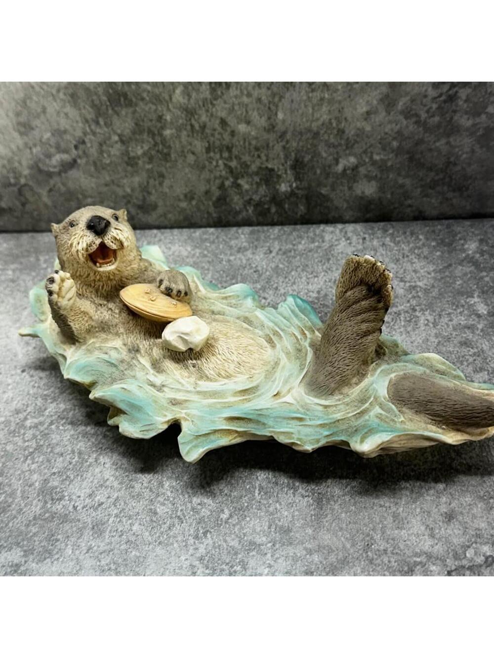 Italian Cartagena Sea Otter Resin Figurine 1988 8” long